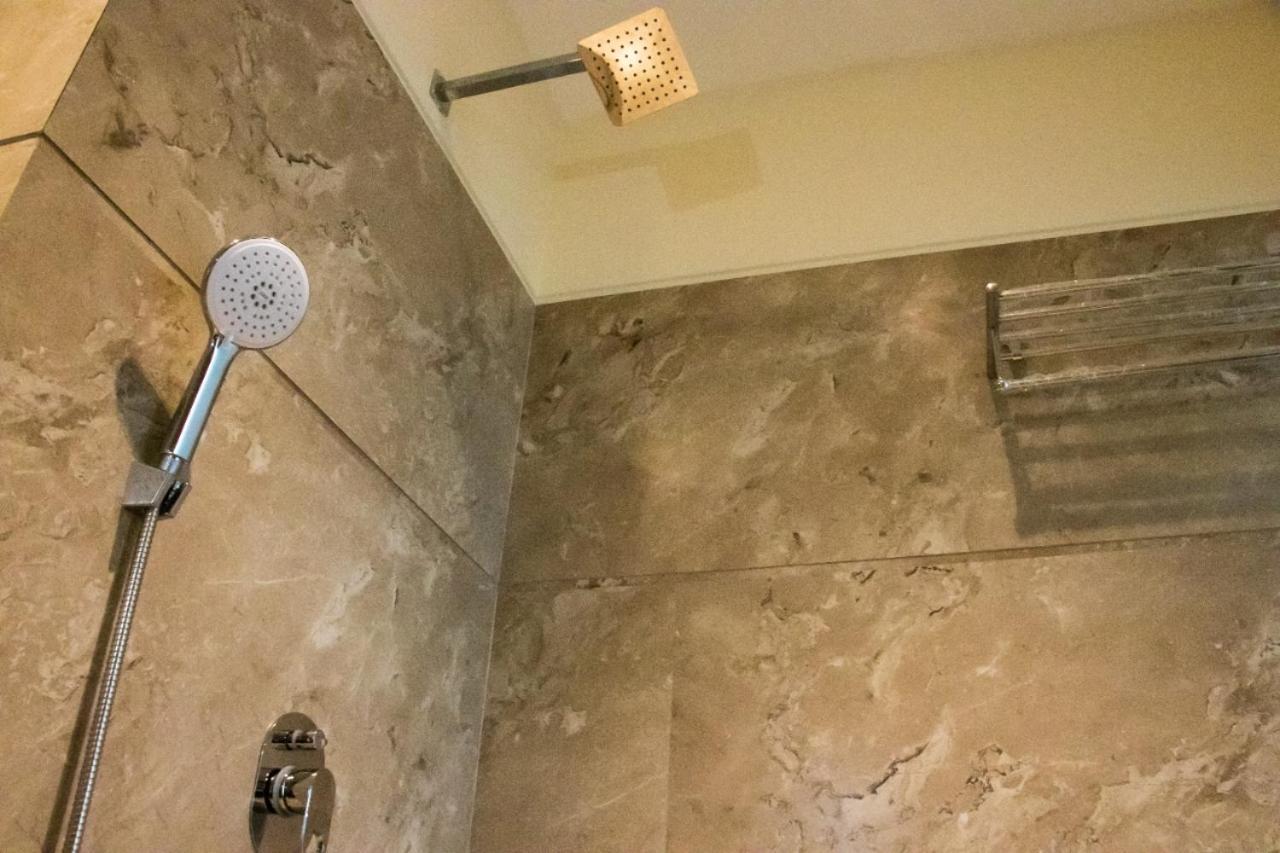 Hotel Sourav Park Inn Agra Agra  Eksteriør bilde